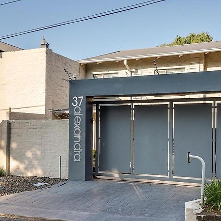 37 Alexandra Avenue, Self Catering Executive Apartment No Load Shedding And Water Outages 约翰内斯堡 外观 照片