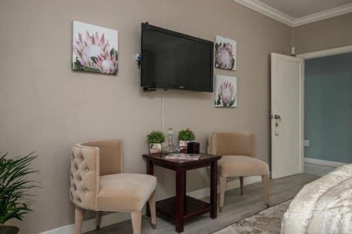 37 Alexandra Avenue, Self Catering Executive Apartment No Load Shedding And Water Outages 约翰内斯堡 外观 照片